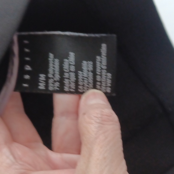 Capri Pant Suit - Picture 2 of 3